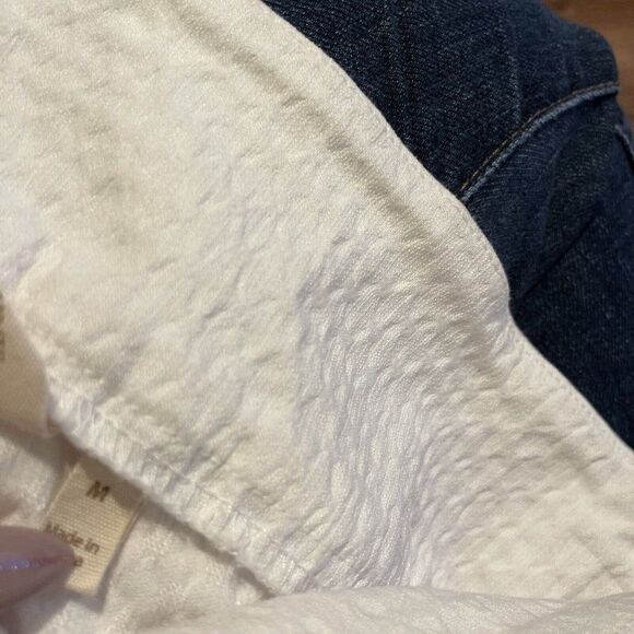 Soft Surroundings Textured Stretch Pants Womens Medium Dolphin Hem White‎ - Picture 3 of 4